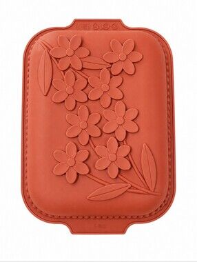 Silikomart Daisy Baking Dish Silicone Pan 11" x 9" x 1.5" Terracotta Color Food